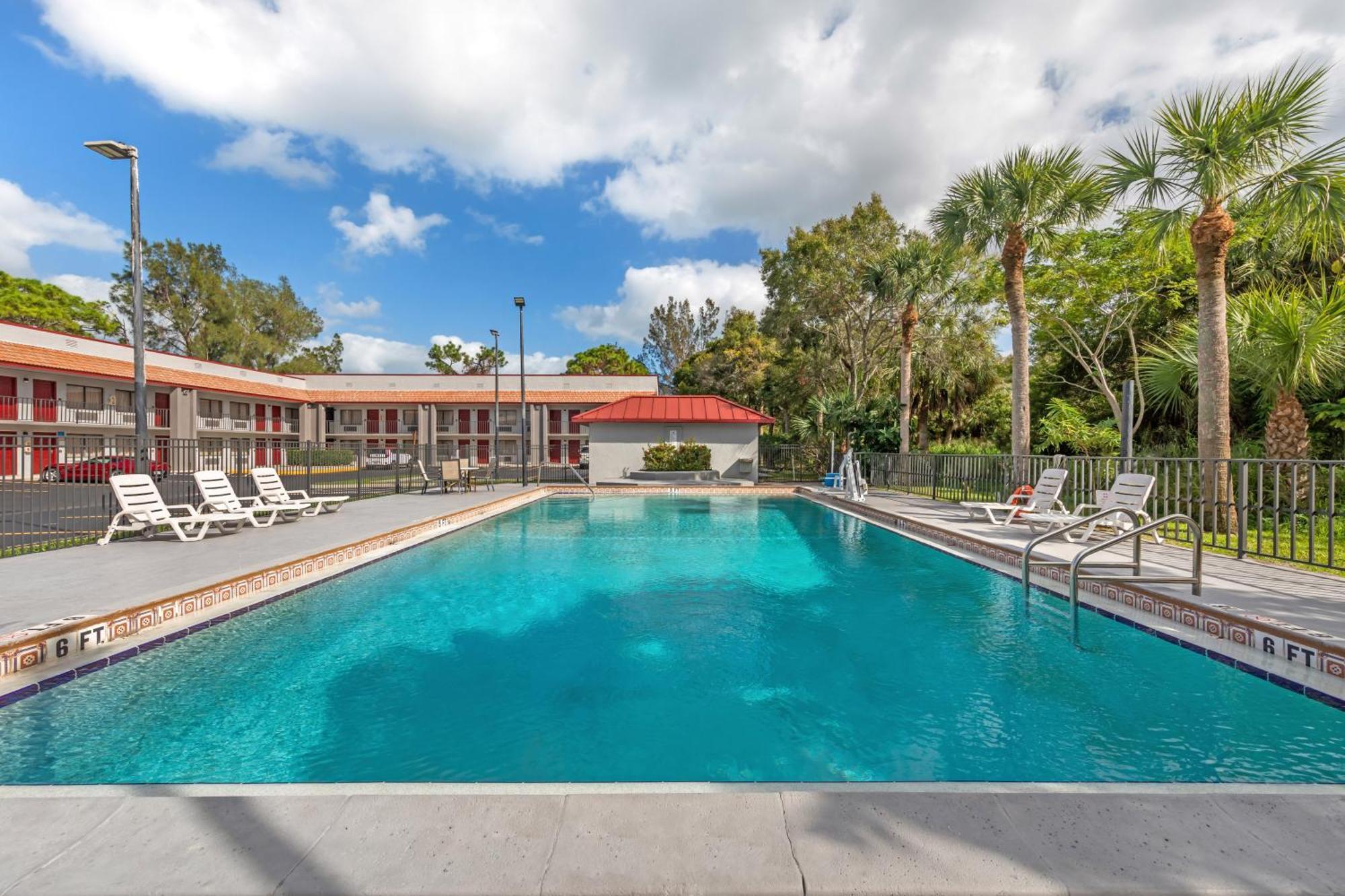 Red Roof Inn Ft Pierce Fort Pierce Esterno foto